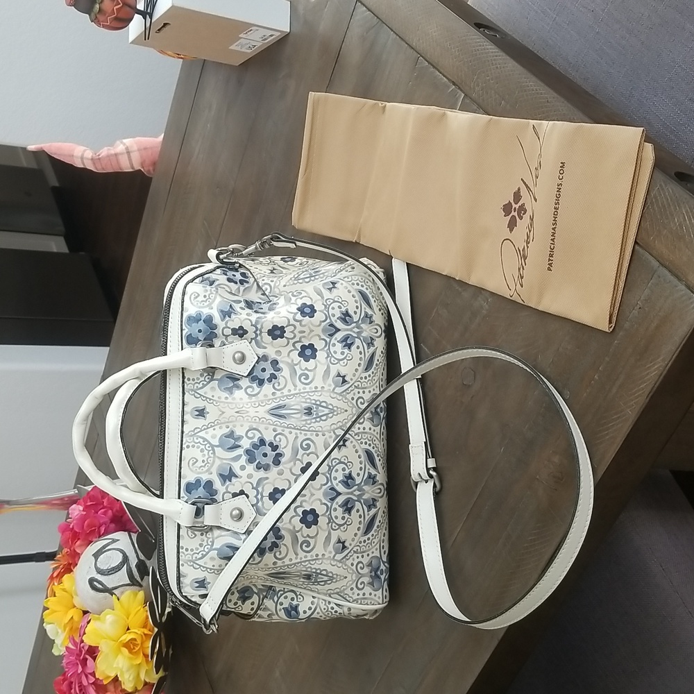 Patricia Nash Aveley leather satchel